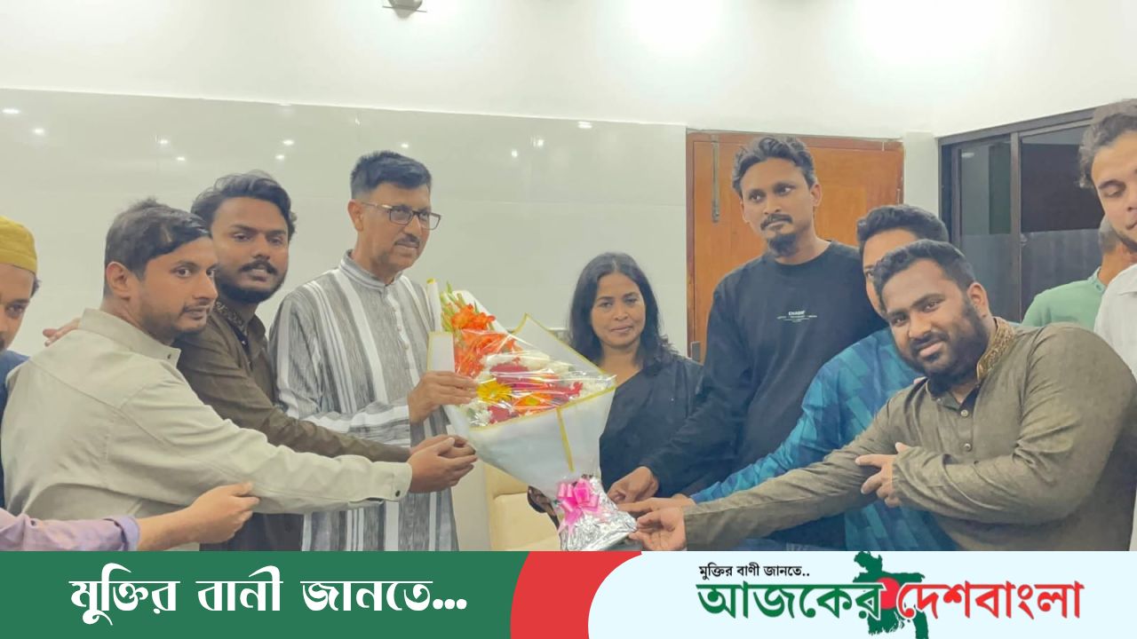 সাভারে তৃণমূল বিরোধীদলের নিরাপত্তা ও উন্নয়নে দিলশানা পারুলের নেতৃত্বে এনসিপির স্মারকলিপি প্রদান