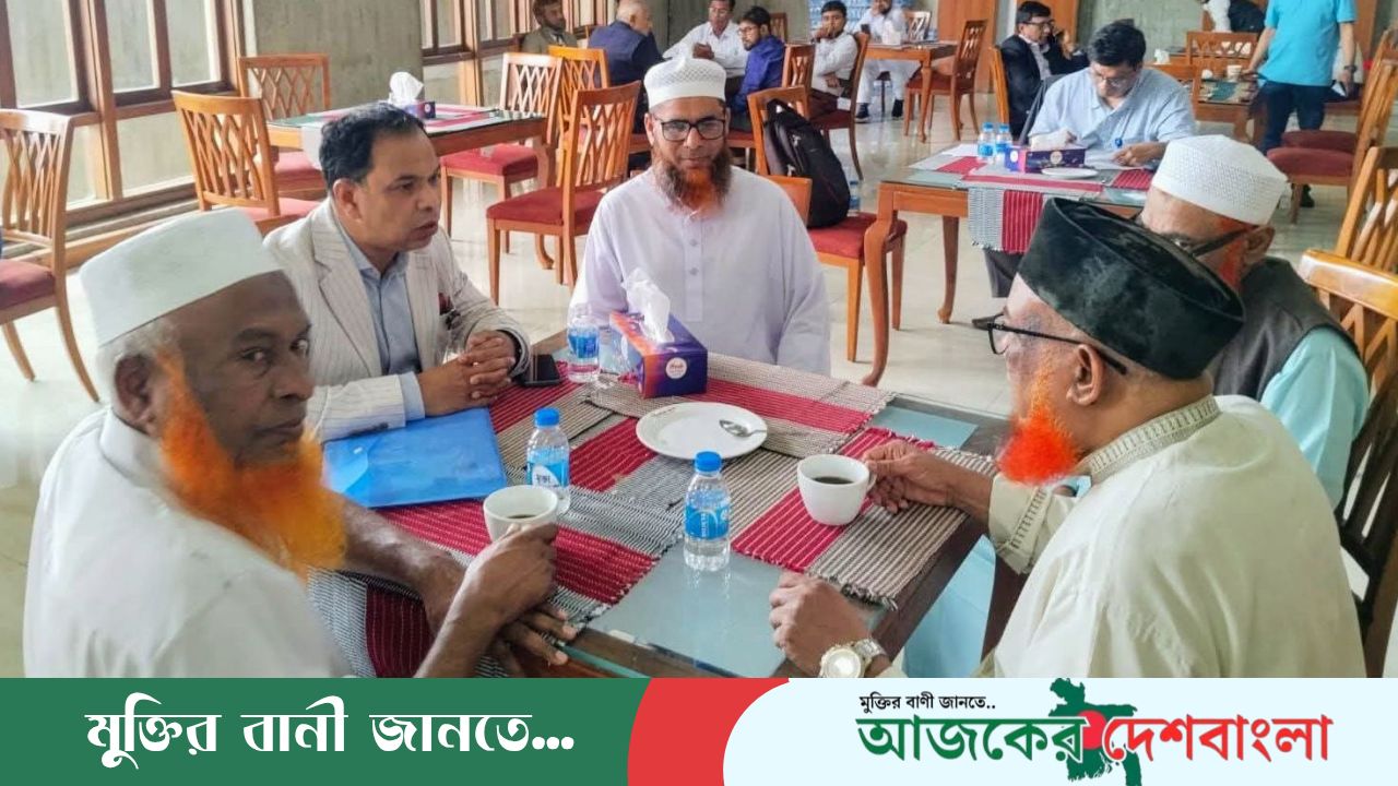 জাতীয় সংসদ অধিবেশন পর্যবেক্ষণে সংসদে ইমাম সমিতির নেতৃবৃন্দ