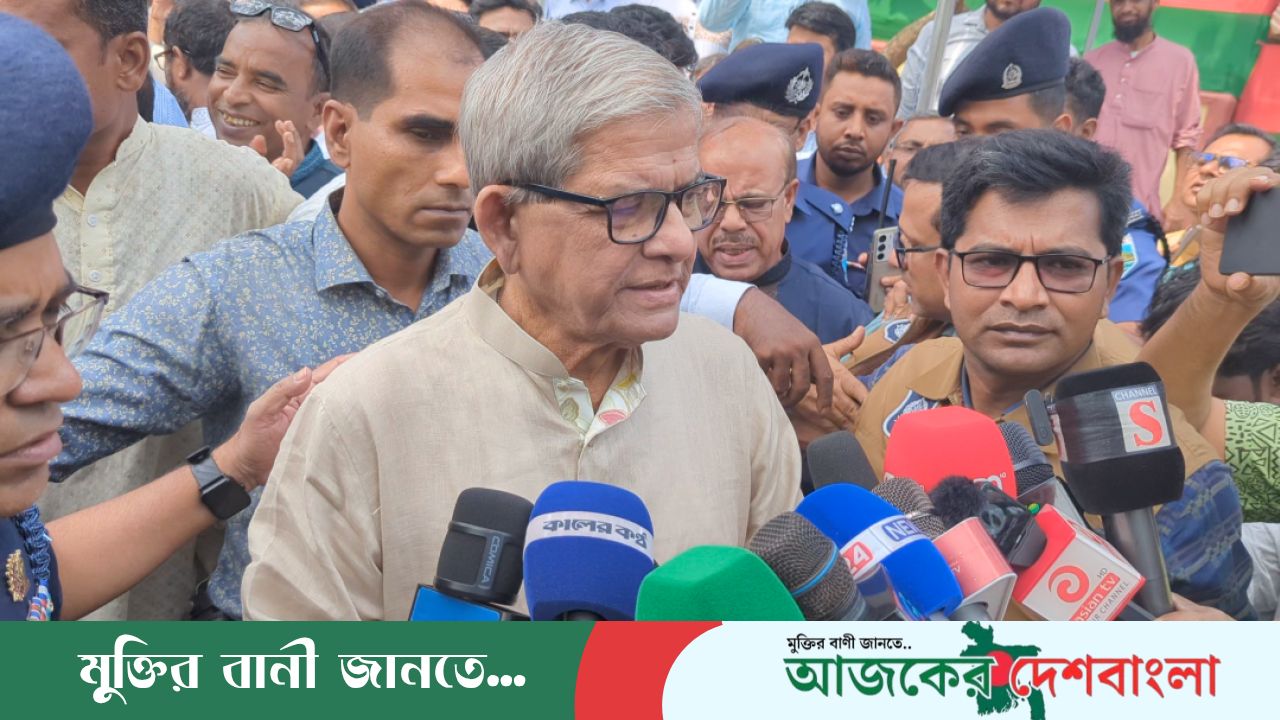 নওগাঁর পতিসর বিশ্বকবি রবীন্দ্রনাথ ঠাকুরের ১৬৫তম জন্মবার্ষিকী উদযাপন 