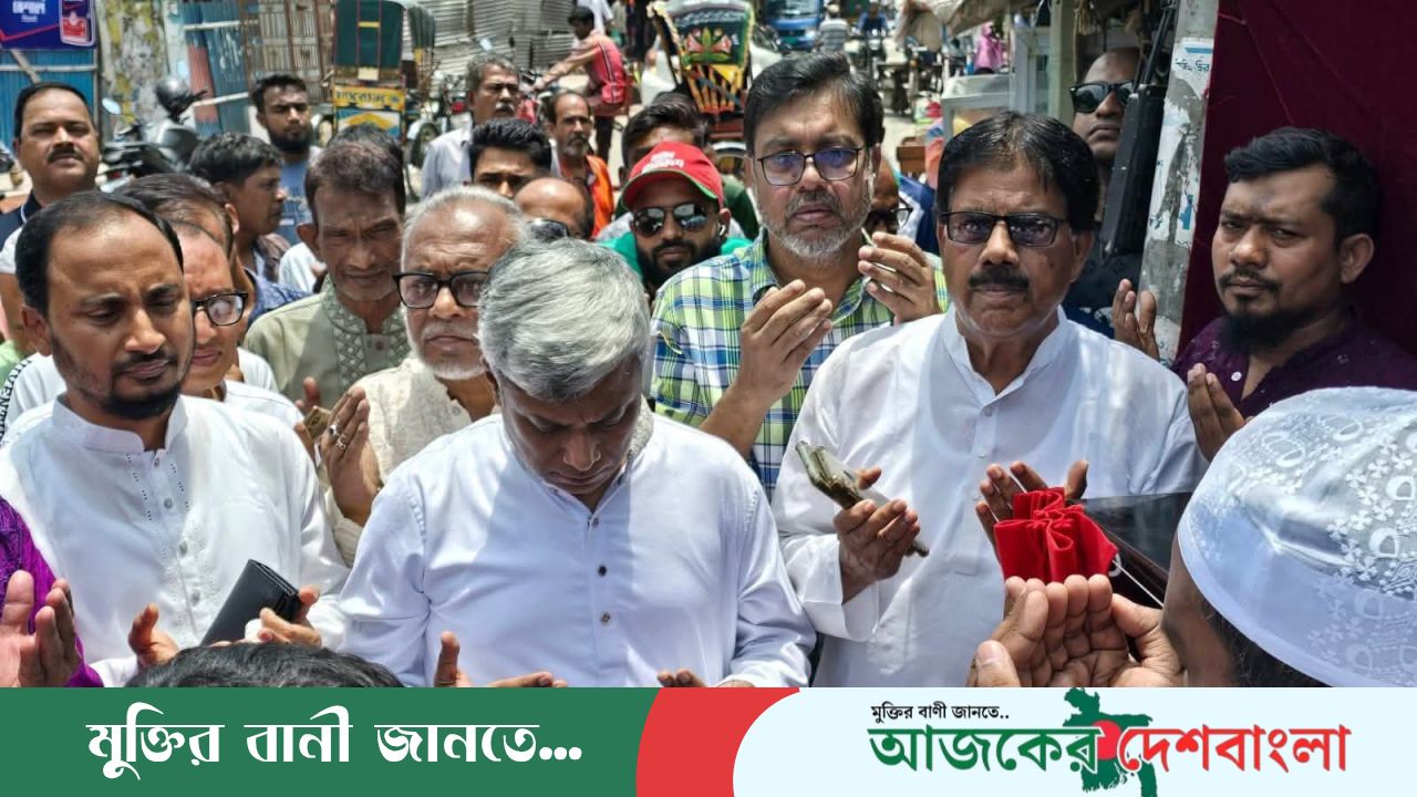 ৭ নম্বর ওয়ার্ডে প্রতিমন্ত্রী অনিন্দ্য ইসলাম অমিতের উপস্থিতিতে আধুনিক সড়ক ও ড্রেনেজ প্রকল্পের কাজ শুরু