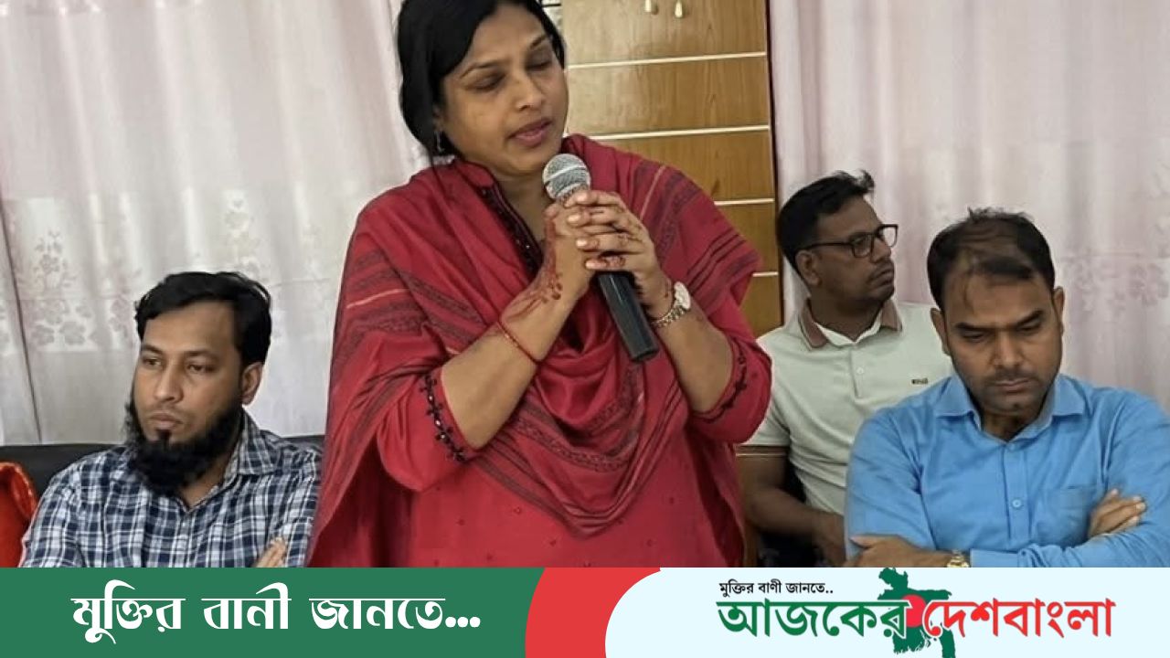 জামালপুরের মাদারগঞ্জে বিদ্যুৎ সংকট, প্রয়োজন ১৮ মেগাওয়াট পেলেও মিলছে মাত্র ৪-৫ মেগাওয়াট