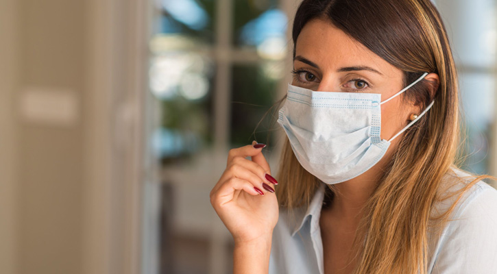 বাড়িতেই করোনা রোগীর দেখাশোনা