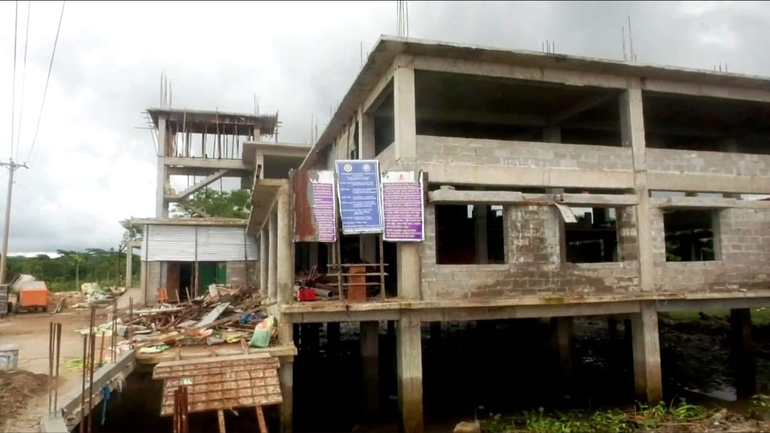 চট্টগ্রামে নেই মাছ খালাসের কোন ল্যান্ডিং সেন্টার