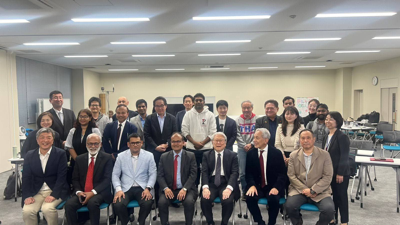 জাপান সফর শেষে দেশে ফিরেছেন বাউবি উপাচার্য