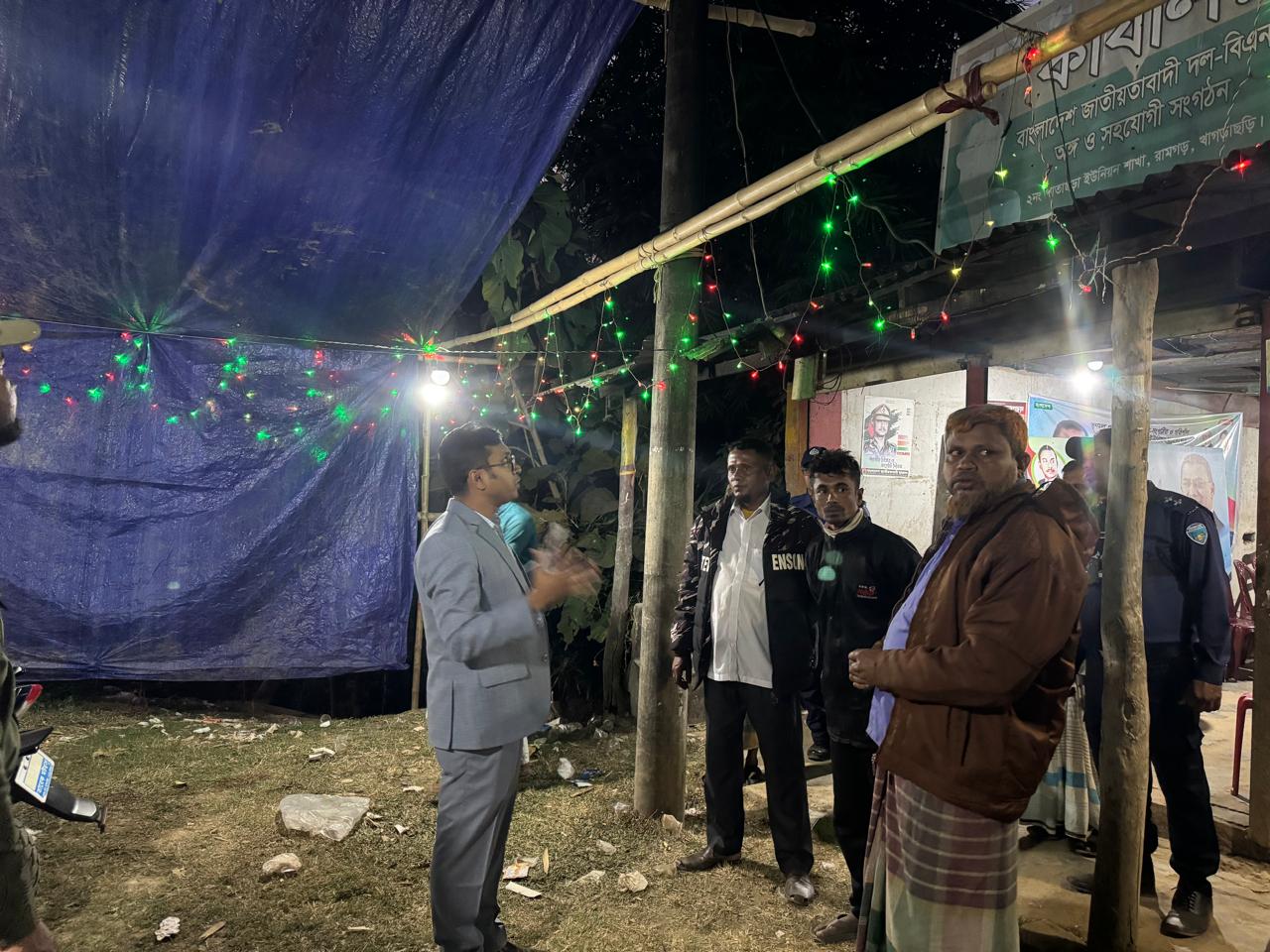 রামগড়ে নির্বাচনী প্রচারণায় আলোকসজ্জা করায় ভ্রাম্যমান আদালতে জরিমানা