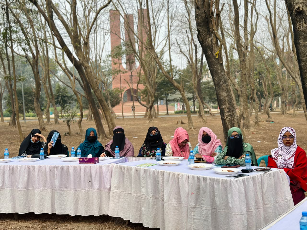 জাবিতে পাঠশালা কর্তৃক টেবিল-টক  পাঠচক্র আয়োজন